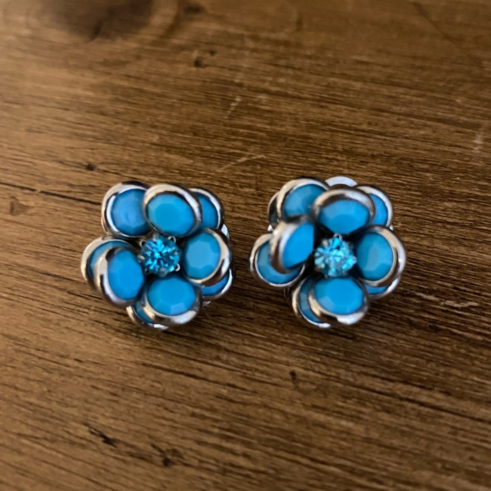 Blue flower earrings
